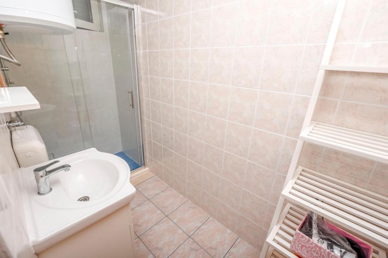 Ražanj Apartments Ive I Maja מראה חיצוני תמונה
